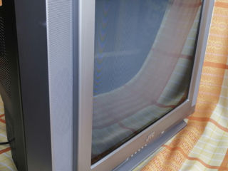 Телевизор JVC AV-2168ТEE 21 дюйм 54 см, с плоским кинескопом. фото 1