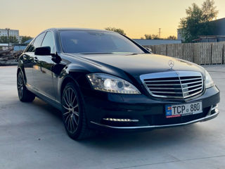 Mercedes S-Class