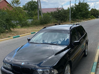 BMW 5 Series foto 3