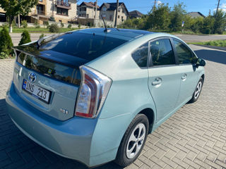 Toyota Prius foto 3