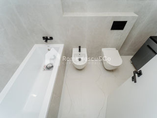 Apartament cu 2 camere, 68 m², Buiucani, Chișinău foto 12