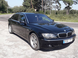 BMW 7 Series foto 3