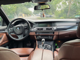 BMW 5 Series foto 7