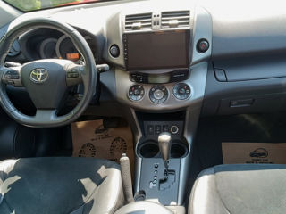 Toyota Rav 4 foto 7