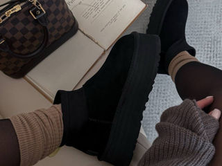 UGG Mini Dipper Black foto 9