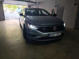 Volkswagen Jetta foto 1