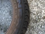 Nexen 185/60 R15 C    2 buc. M+S foto 1