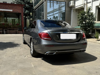 Mercedes E-Class foto 3