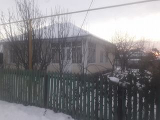 Se vinde casa în or. Ungheni. Toate întrebări - răspunsuri la telefon, puteți suna gratis pe viber. foto 8