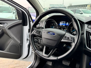 Ford Focus foto 9