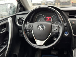 Toyota Auris foto 11