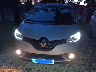 Renault Grand Scenic foto 3