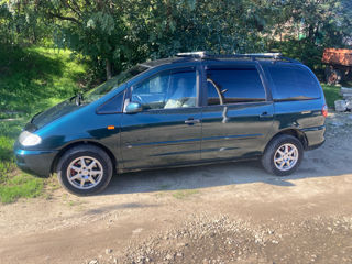 Ford Galaxy foto 3