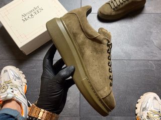 Alexander McQueen Khaki