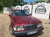 Mercedes Series (W124) foto 7