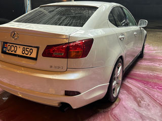 Lexus IS Series foto 3