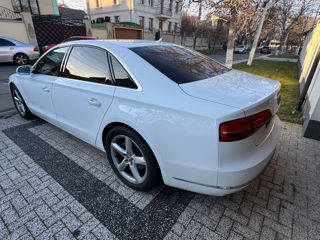 Audi A8 foto 4