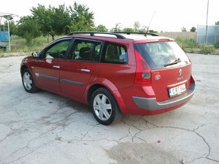 Renault Megane foto 2