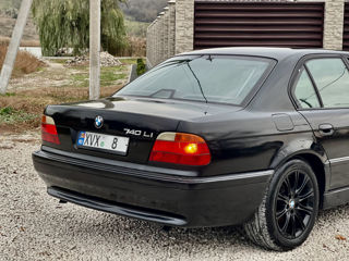 BMW 7 Series foto 6