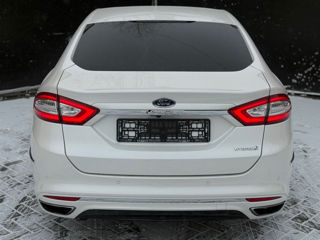 Ford Mondeo foto 5