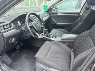 Skoda Superb foto 3