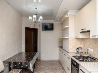 Apartament cu 1 cameră, 44 m², Poșta Veche, Chișinău foto 2