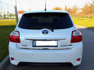 Toyota Auris foto 2