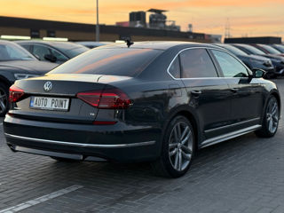 Volkswagen Passat foto 3