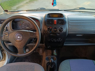 Opel Agila foto 8