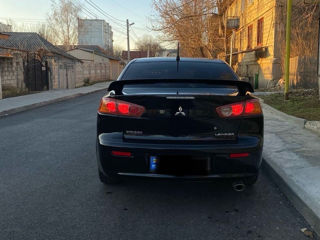 Mitsubishi Lancer foto 7