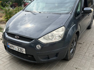 Ford S-Max foto 10