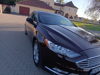 Ford Fusion foto 9