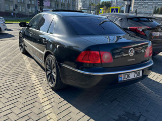 Volkswagen Phaeton foto 1