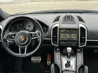 Porsche Cayenne foto 15