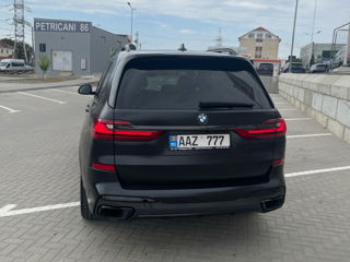 BMW X7 foto 4