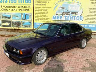 BMW 5 Series foto 2