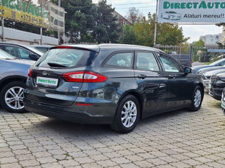 Ford Mondeo foto 2