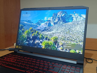 Asus nitro 5 ( fac si schimb pe cross)