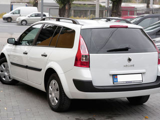 Renault Megane foto 1