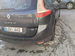 Renault Grand Scenic foto 3