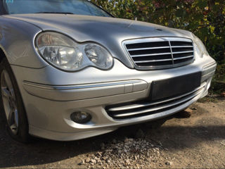 Mercedes W203  2003-2005 foto 1