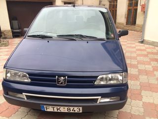Peugeot 806 foto 1