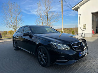 Mercedes E-Class foto 3