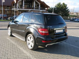 Mercedes ML Class foto 8