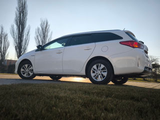 Toyota Auris foto 8