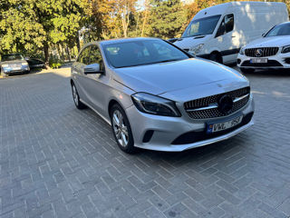 Mercedes A-Class foto 2