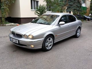 Jaguar X-Type