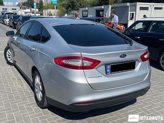 Ford Mondeo foto 5