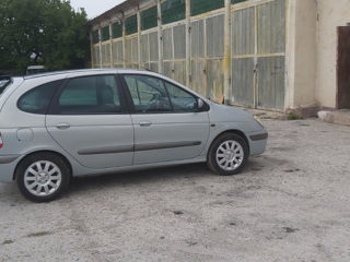 Renault Scenic foto 2