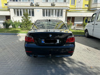 BMW 5 Series foto 7